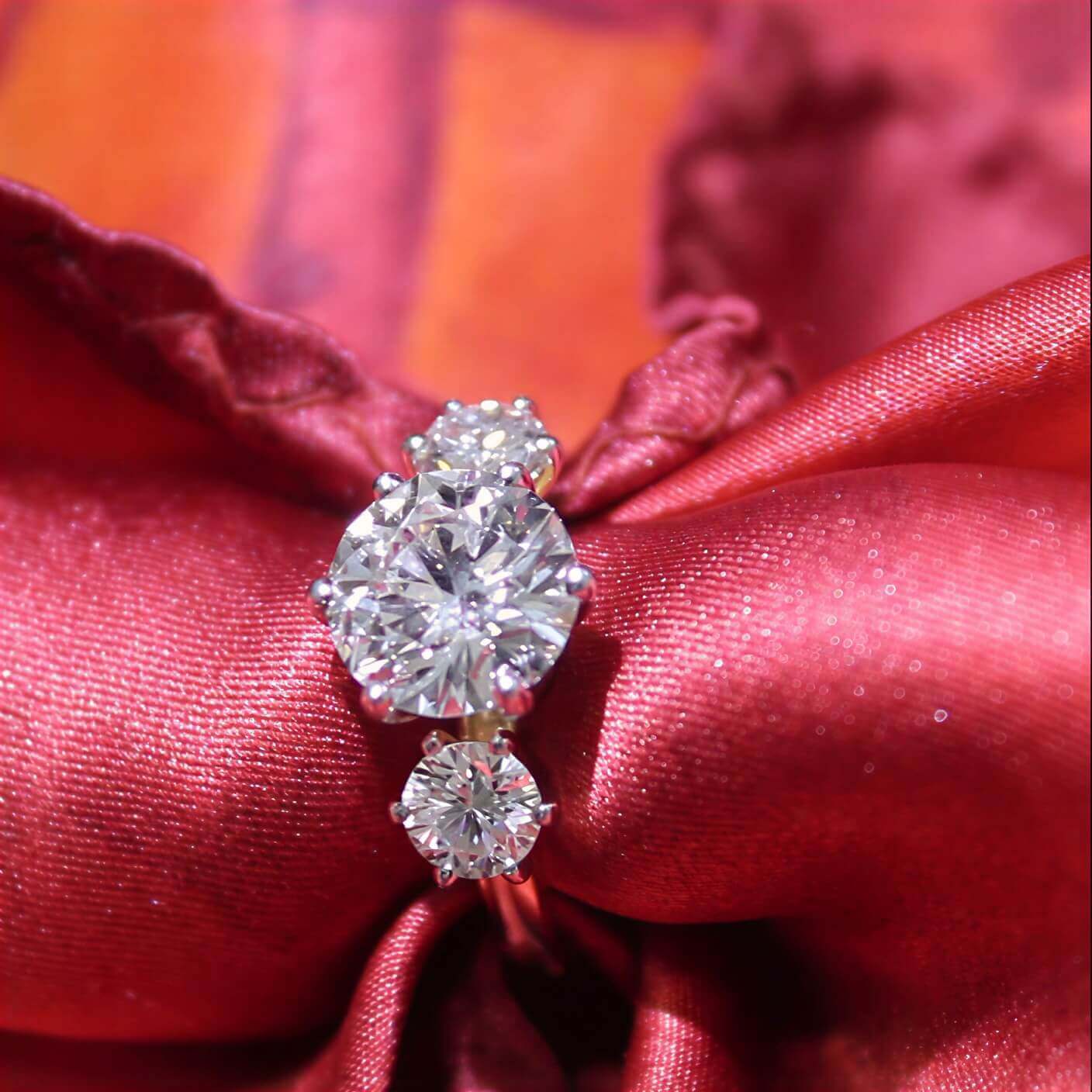 Tria Lumière Diamond Ring