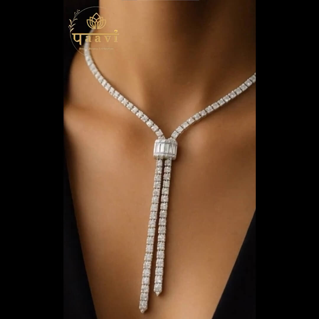 Solitaire Axis Necklace